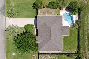 1585 Barton Ave NW, Palm Bay, FL 32907 - Photo 9