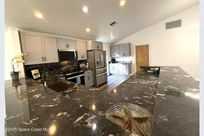 2924 Pebble Creek Street, Melbourne, FL 32935 - Photo 9