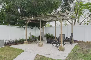 2439 King Richard Rd, Melbourne, FL 32935 - Photo 15