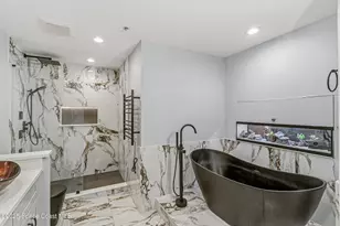 1437 Pineapple Ave, Melbourne, FL 32935 - Photo 35