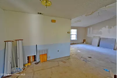 1374 Pakenham Street NW, Palm Bay, FL 32907 - Photo 37