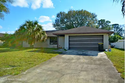 1374 Pakenham Street NW, Palm Bay, FL 32907 - Photo 1