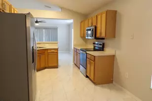 1605 Sawgrass Dr SW, Palm Bay, FL 32908 - Photo 11