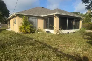 561 Borraclough Ave NW, Grant-Valkaria, FL 32949 - Photo 15