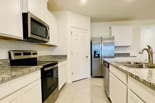 7351 Amethyst Ave, Grant-Valkaria, FL 32949 - Photo 7