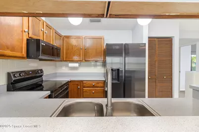 127 Harmony Place #9-E, Melbourne Beach, FL 32951 - Photo 9