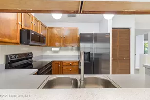 127 Harmony Pl, Melbourne Beach, FL 32951 - Photo 9