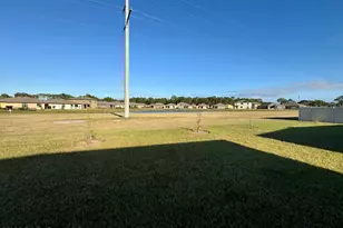 233 Bubbling Ln NW, Palm Bay, FL 32907 - Photo 23