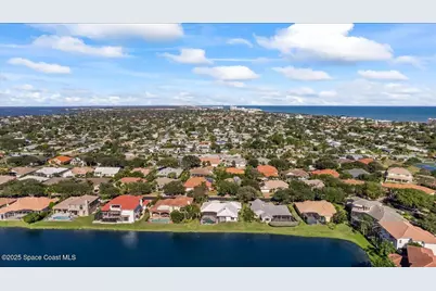 450 Newport Drive, Indialantic, FL 32903 - Photo 37