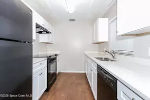 147 Ramie Ln, Port Saint Lucie, FL 34952 - Photo 9