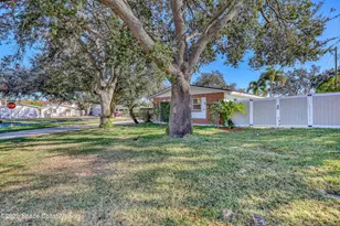 4305 Kent Ave, Titusville, FL 32780 - Photo 3