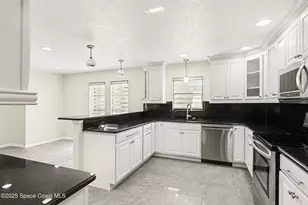 500 Bella Capri Dr, Merritt Island, FL 32952 - Photo 5