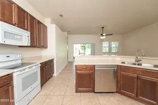 3136 Constellation Dr, Melbourne, FL 32940 - Photo 3