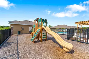 233 Bubbling Ln NW, Palm Bay, FL 32907 - Photo 31