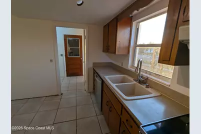 2368 Lakeview Drive, Melbourne, FL 32935 - Photo 9