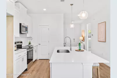 1370 Seabreeze Street SW, Palm Bay, FL 32908 - Photo 5