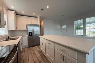 146 Holiday Park Blvd NE, Palm Bay, FL 32907 - Photo 7