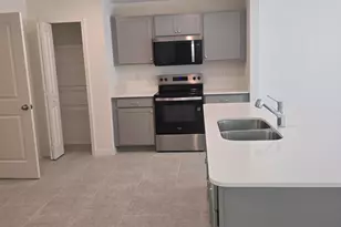 941 SW Richmond Circle SW, Palm Bay, FL 32908 - Photo 3