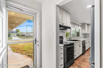 1360 Thoreau Street, Titusville, FL 32780 - Photo 9