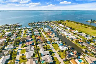 339 Brightwaters Dr, Cocoa Beach, FL 32931 - Photo 65