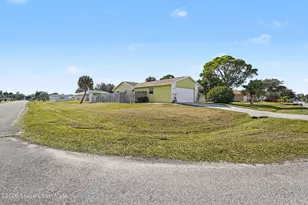 1820 Zaminder St NW, Palm Bay, FL 32907 - Photo 3