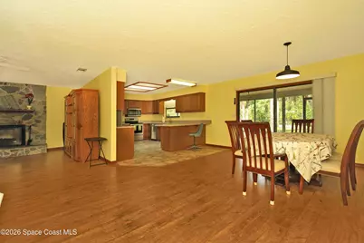 670 Kings Way, Merritt Island, FL 32953 - Photo 5