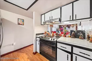 247 Cambridge Ln, Melbourne, FL 32935 - Photo 11