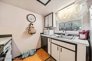 247 Cambridge Ln, Melbourne, FL 32935 - Photo 9