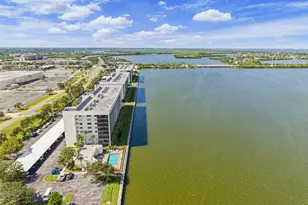 300 S Sykes Creek Pkwy, Merritt Island, FL 32952 - Photo 35