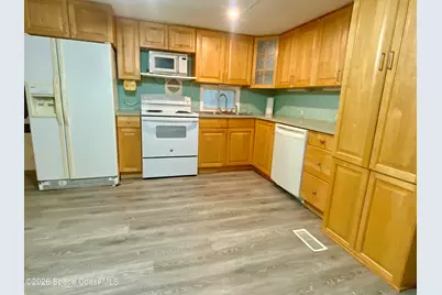 370 Holiday Park Boulevard NE, Palm Bay, FL 32907 - Photo 13