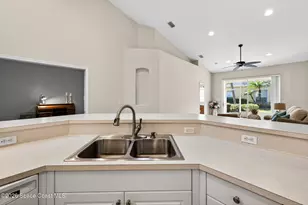 2510 Camberly Cir, Melbourne, FL 32940 - Photo 9