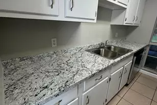 686 John Hancock Ln, Melbourne, FL 32904 - Photo 7