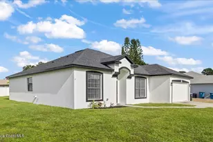 269 Olivick Cir NE, Palm Bay, FL 32907 - Photo 3