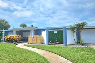 117 W Pasco Ln, Cocoa Beach, FL 32931 - Photo 3