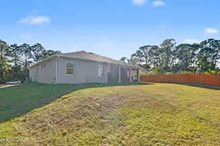 1835 Eugenia Ct NW, Palm Bay, FL 32907 - Photo 35