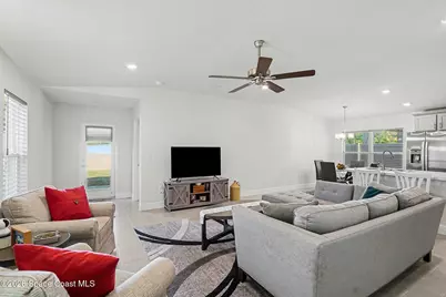 1180 Canfield Circle SE, Palm Bay, FL 32909 - Photo 7