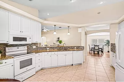 7147 Broderick Drive, Melbourne, FL 32940 - Photo 9