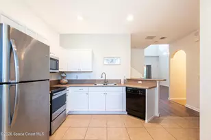 812 Middleton Dr SW, Vero Beach, FL 32962 - Photo 5