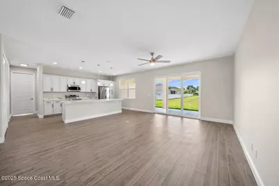 1035 Captiva Island Circle SW, Palm Bay, FL 32908 - Photo 9