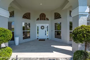 215 Beverly Ct, Melbourne Beach, FL 32951 - Photo 3