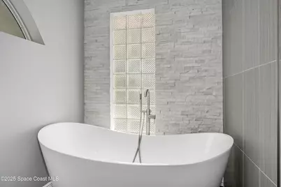 215 Beverly Court, Melbourne Beach, FL 32951 - Photo 43