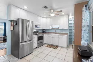 637 Roseland Rd, Sebastian, FL 32958 - Photo 9