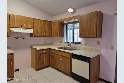 771 Boc Circle NW, Palm Bay, FL 32907 - Photo 7