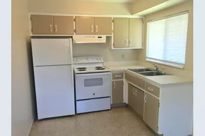 1562 Guava Avenue #C, Melbourne, FL 32935 - Photo 5