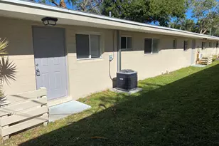 1562 Guava Ave, Melbourne, FL 32935 - Photo 3