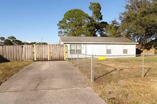 6318 Hudson Rd, Cocoa, FL 32927 - Photo 3