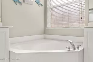 571 Gardendale Cir SE, Palm Bay, FL 32909 - Photo 27