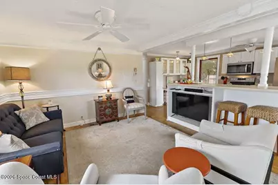 1043 Royal Palm Drive, Barefoot Bay, FL 32976 - Photo 15