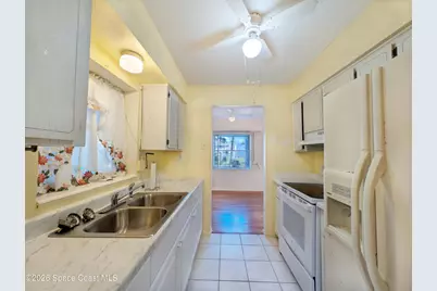 190 E Olmstead Drive #H3, Titusville, FL 32780 - Photo 5