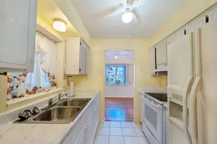 190 E Olmstead Dr, Titusville, FL 32780 - Photo 5